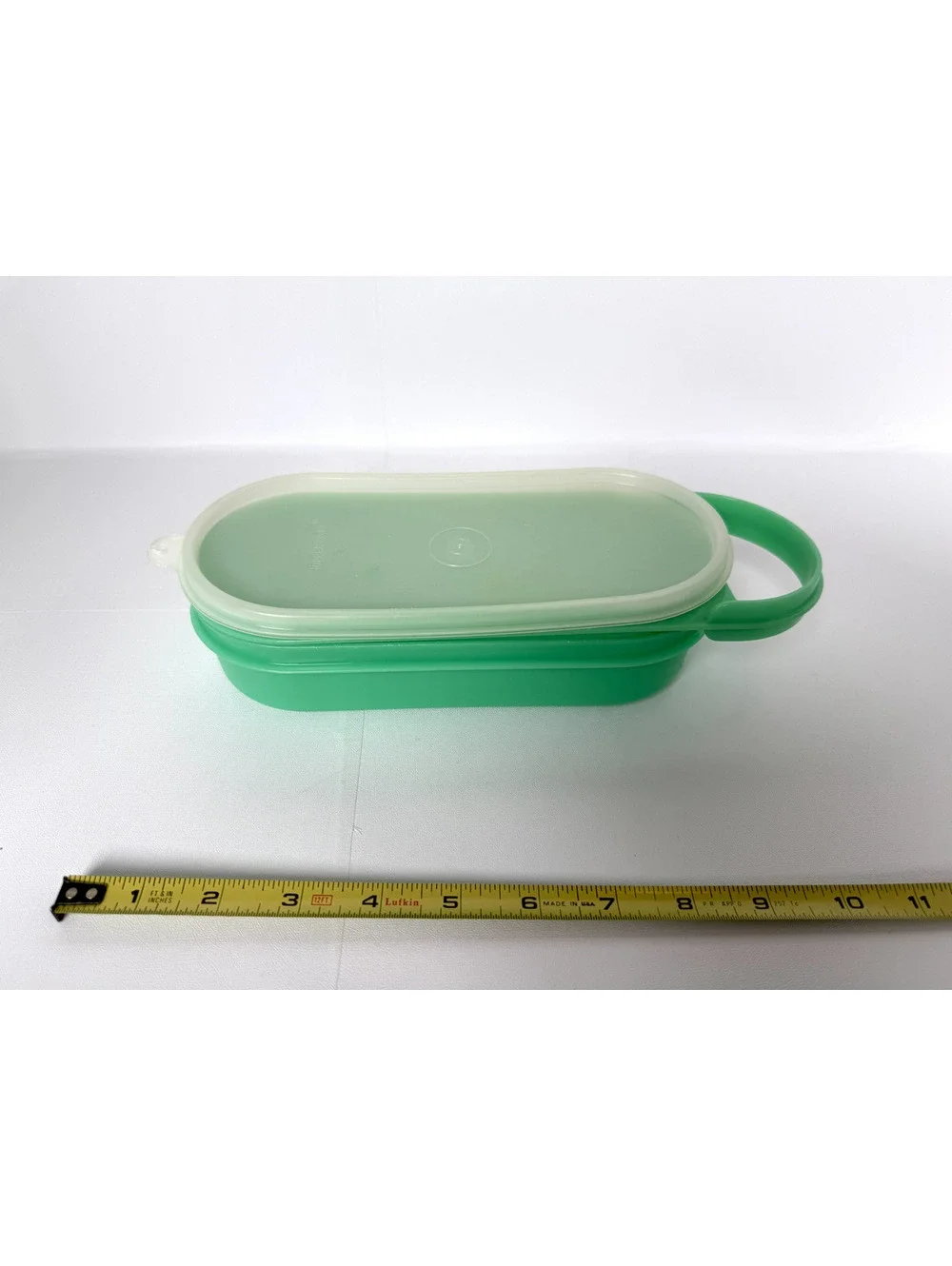 Tupperware Green Plastic Multi-Purpose Grater and Storage Container with Lid